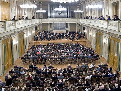 Filharmonie Brno: smutky i trocha radosti ze severu