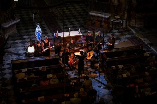 Czech Ensemble Baroque chystá benefiční vokální koncert Lux Æterna na pomoc Ukrajině