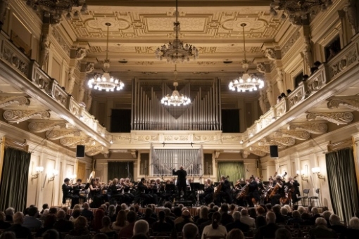 Filharmonie Brno uvede světovou premiéru skladby Petra Fialy k poctě Janáčkovi