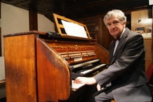 Bachův varhanní podzim: Samuel Kummer, Julian Gembalski, Schola Gregoriana Pragensis